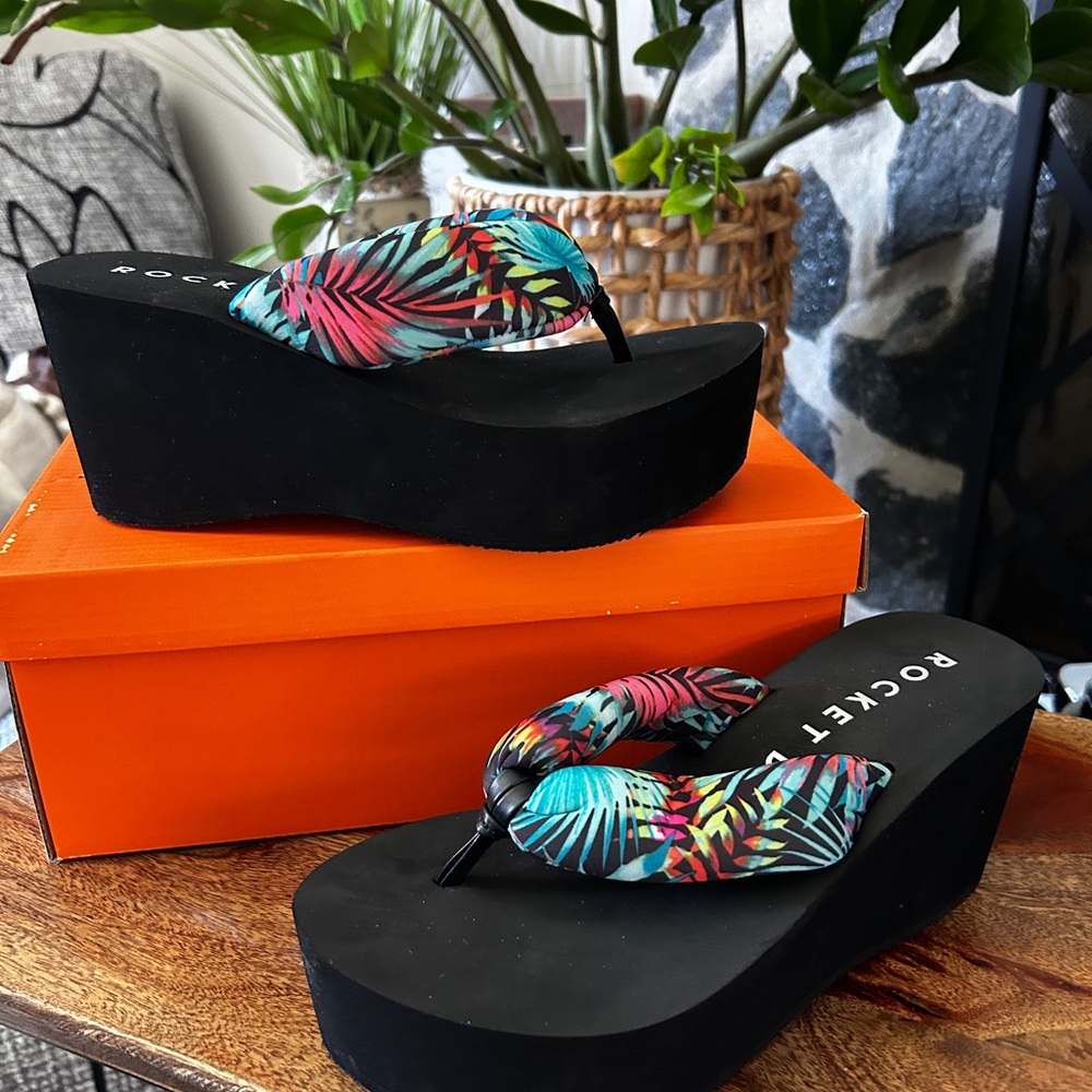Rocket Dog Crushpuff Tyndall Palm Platform Sandals Size 8 - Picture 5 of 9